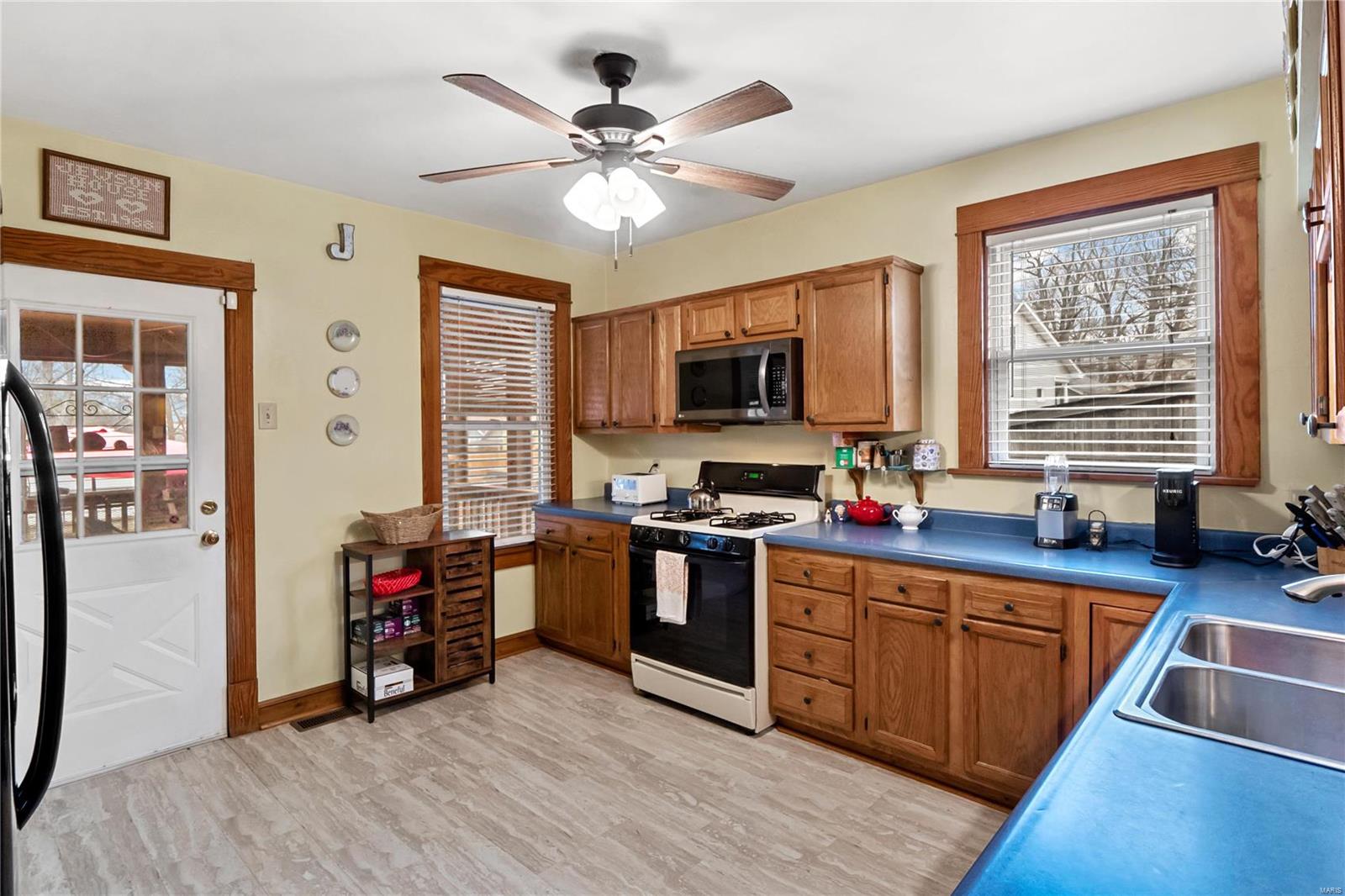 7511 Rannells Avenue Maplewood, MO 63143 - Photo 13 of 30 Gallery Image 13