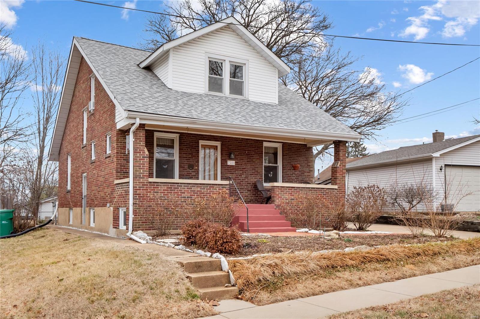7511 Rannells Avenue Maplewood, MO 63143 - Photo 3 of 30 Gallery Image 3