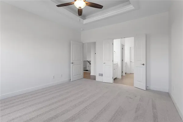 $424,999 | 11437 North Auburndale Circle, Kansas City, MO 64157