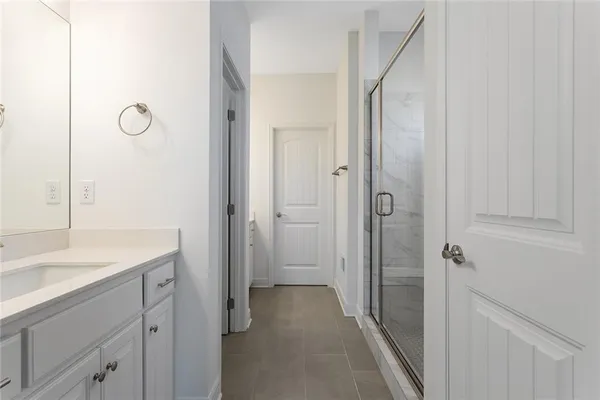 $424,999 | 11437 North Auburndale Circle, Kansas City, MO 64157