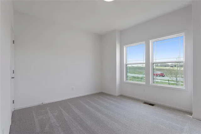 $424,999 | 11437 North Auburndale Circle, Kansas City, MO 64157