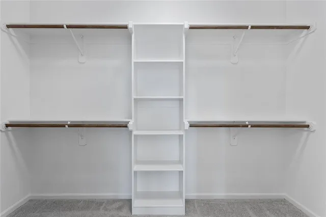 $424,999 | 11437 North Auburndale Circle, Kansas City, MO 64157