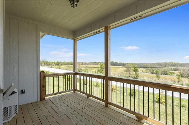 $424,999 | 11437 North Auburndale Circle, Kansas City, MO 64157