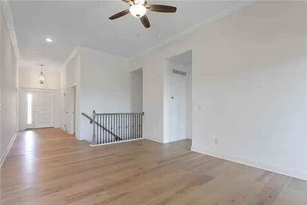 $424,999 | 11437 North Auburndale Circle, Kansas City, MO 64157