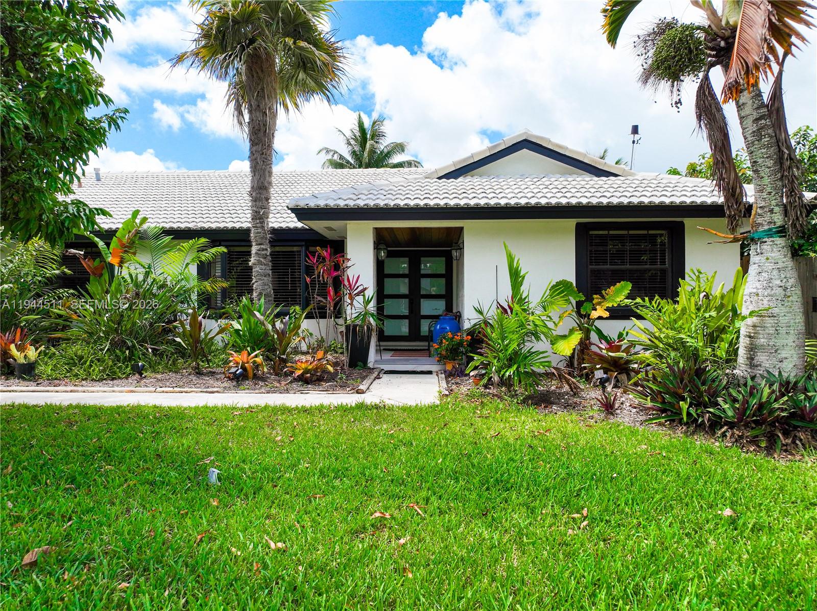 18830 Southwest 294th Terrace Homestead, FL 33030 - Photo 3 of 55