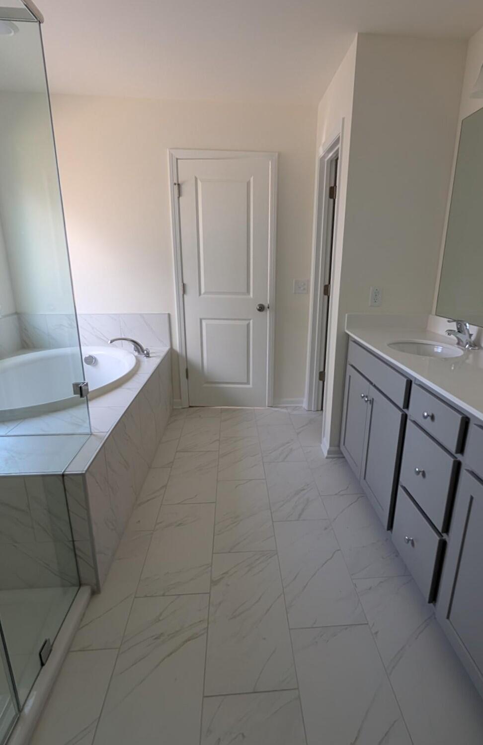 227 Palfrey Drive Ridgeville, SC 29472 - Photo 14 of 24 Primary Luxury Bath .