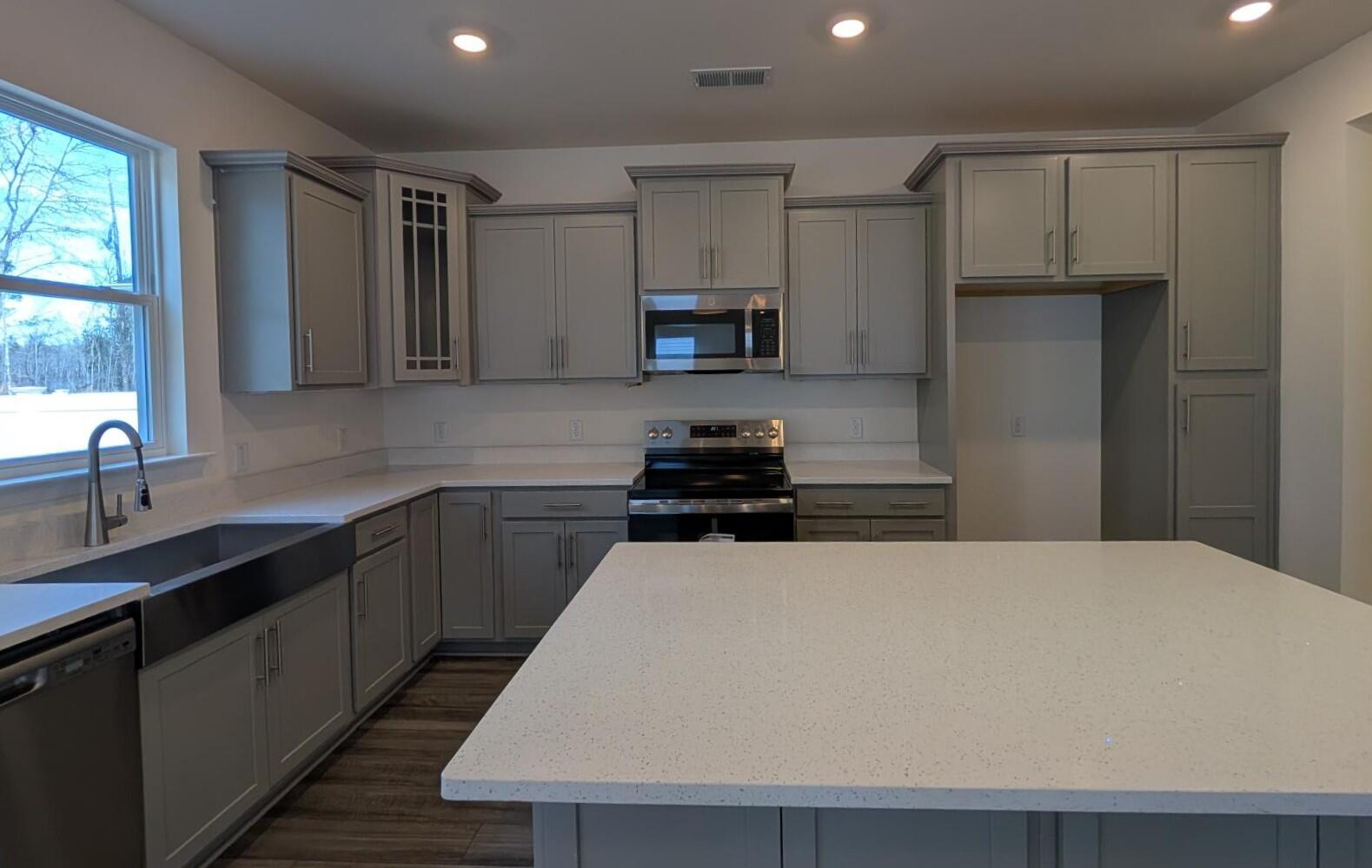 227 Palfrey Drive Ridgeville, SC 29472 - Photo 7 of 24 Kitchen