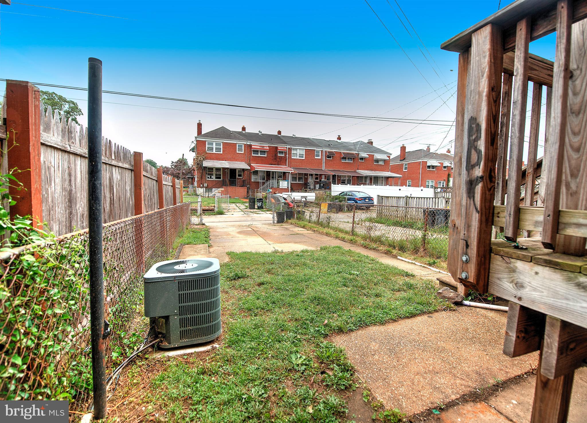 2240 Redthorn Road Baltimore, MD 21220 - Photo 34 of 39 Exterior Rear