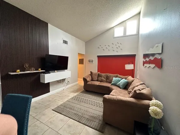 $2,049 | 3766 Southpointe Drive, Unit U5, Orlando, FL 32822
