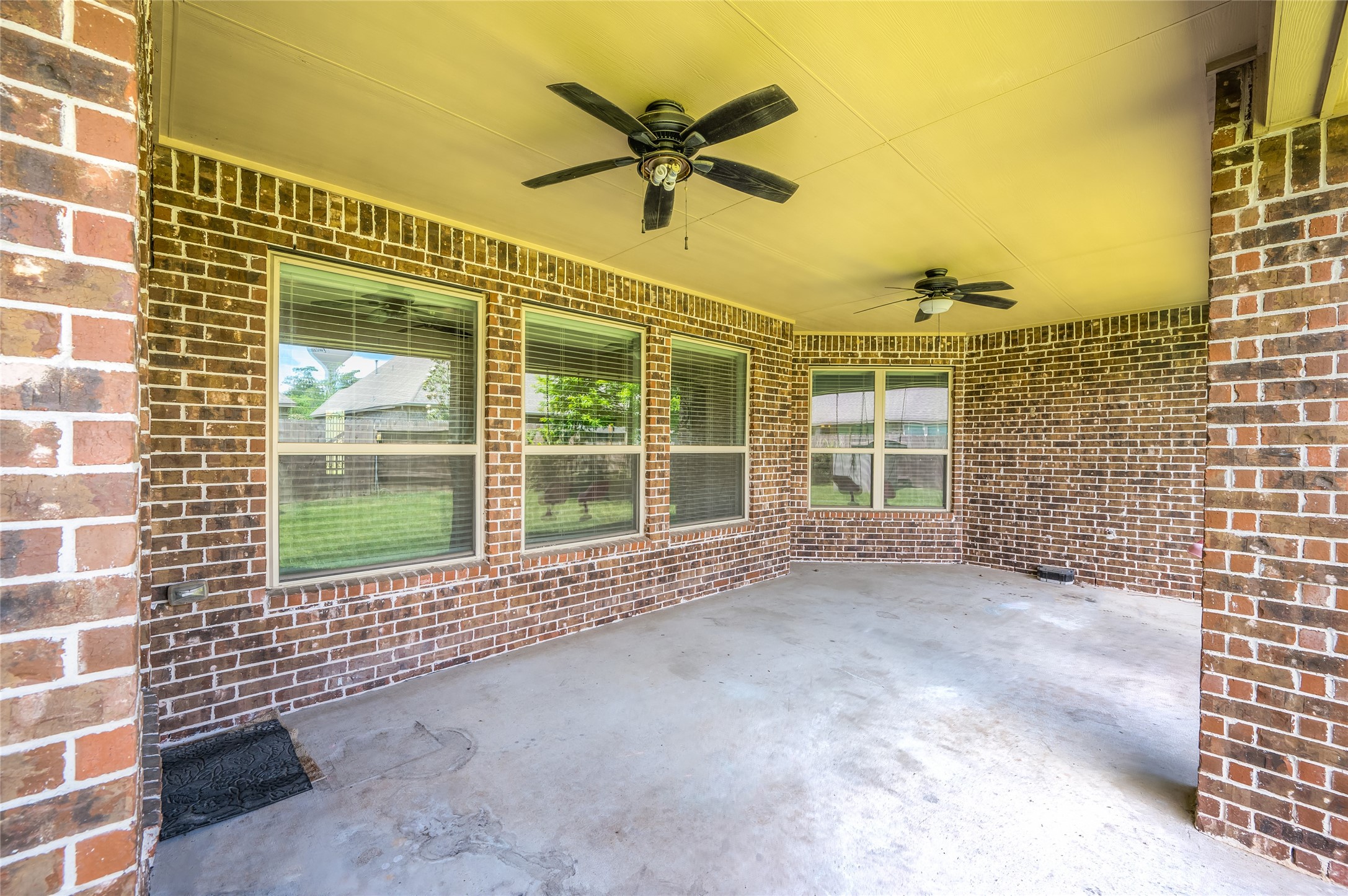 19006 Panther Peak Spring, TX 77388 - Photo 41 of 48 Covered back patio with ceiling fans.
