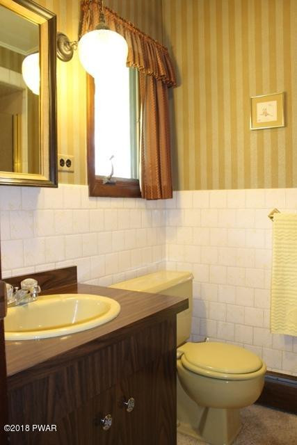 1921 Rt 590 Hawley, PA 18428 - Photo 17 of 33