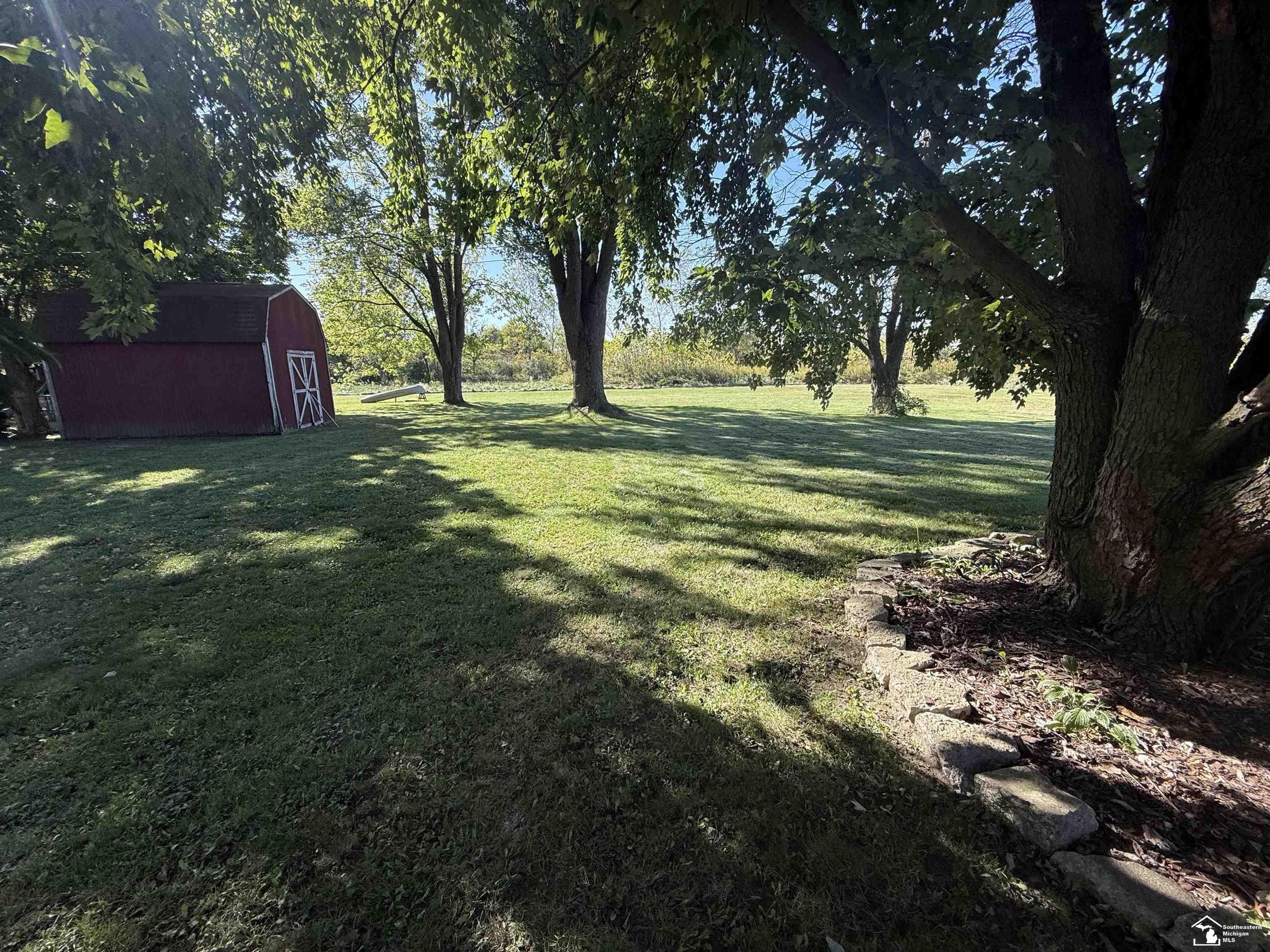 6859 Ann Arbor Road Dundee, MI 48131 - Photo 5 of 23
