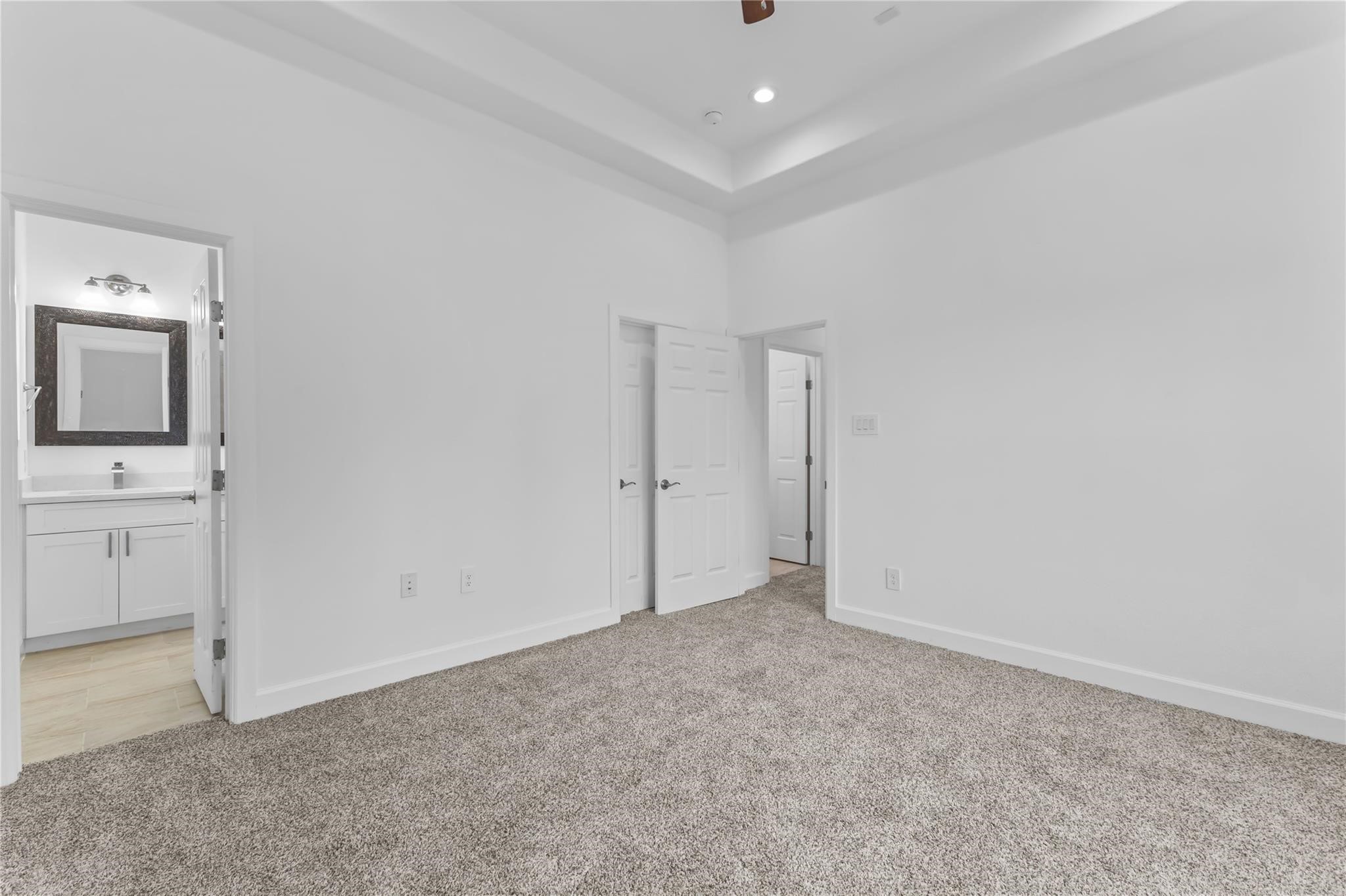 7805 Farnsworth Street, Unit B Houston, TX 77022 - Photo 8 of 26