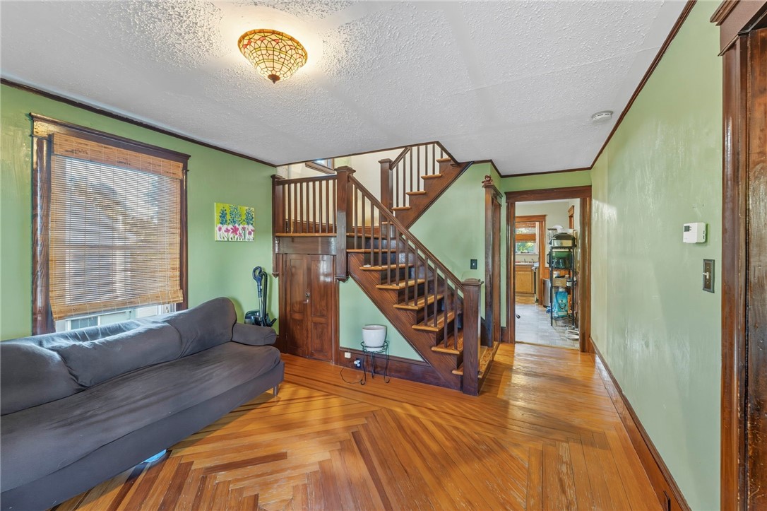 25 Jillson Avenue Woonsocket, RI 02895 - Photo 4 of 18