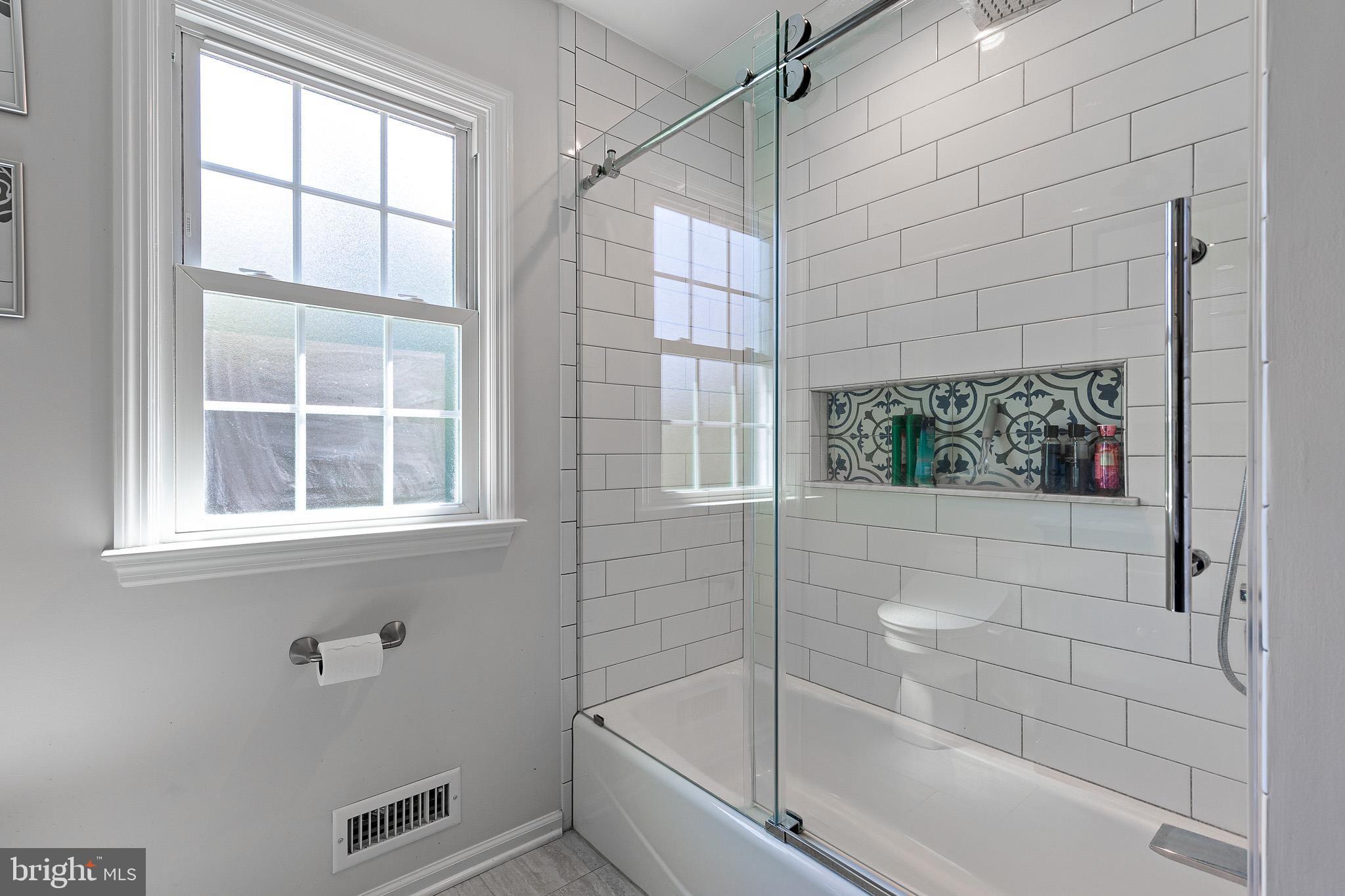 62 Darien Road Newark, DE 19711 - Photo 32 of 40 Hall Bath
