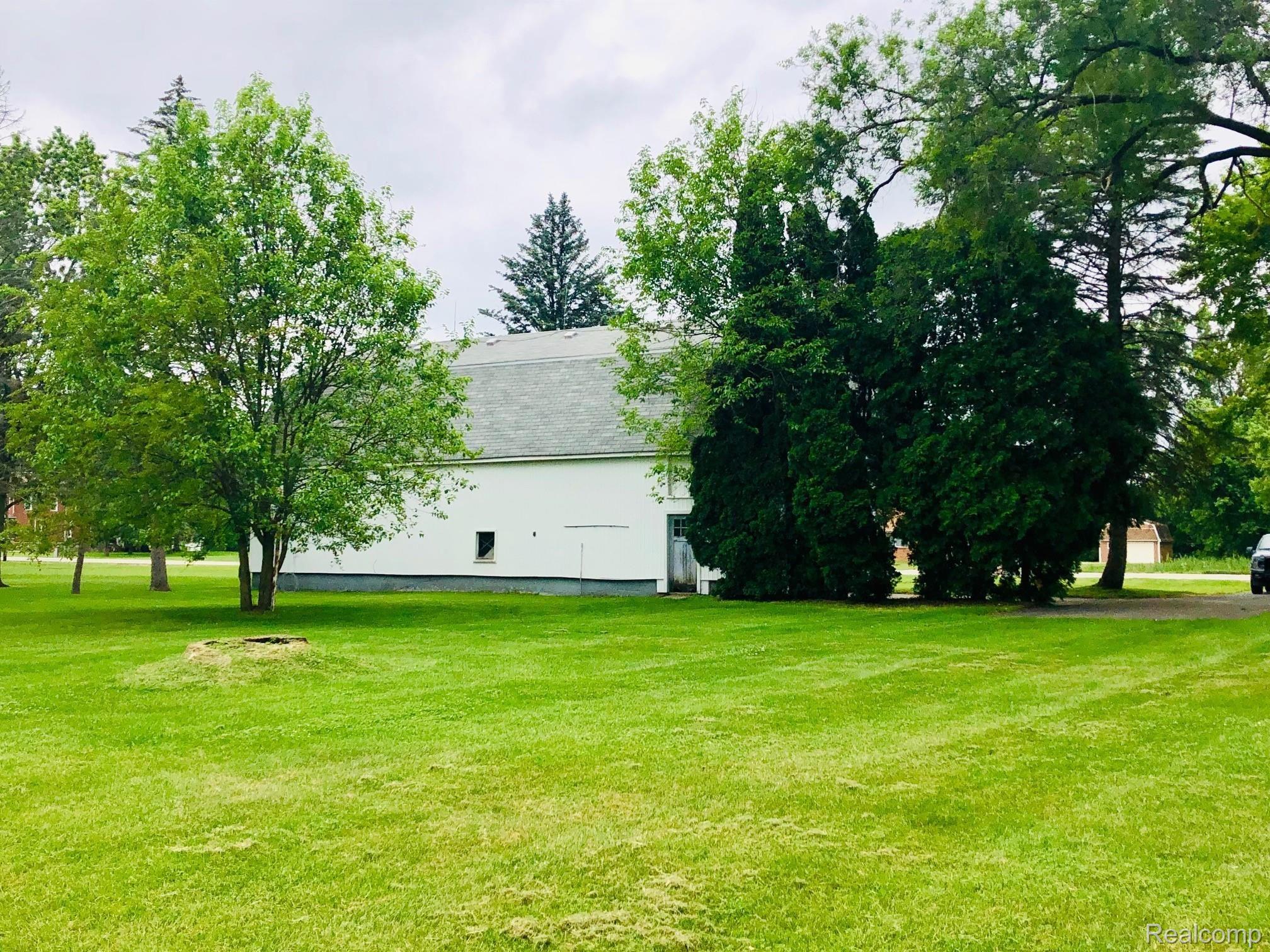 28015 King Road Romulus, MI 48174 - Photo 13 of 47 k11.jpg