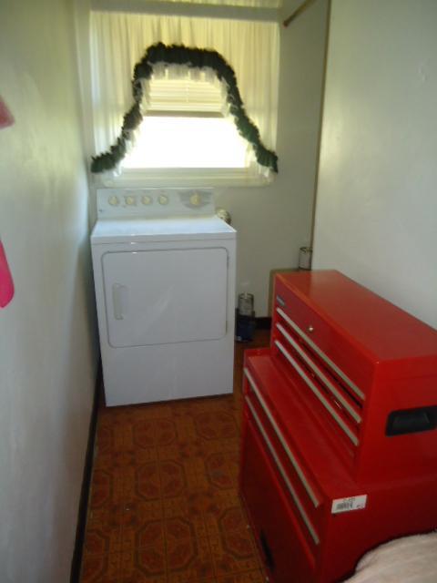1001 Martin McNeil Road Salem, VA 24153 - Photo 23 of 34 Laundry