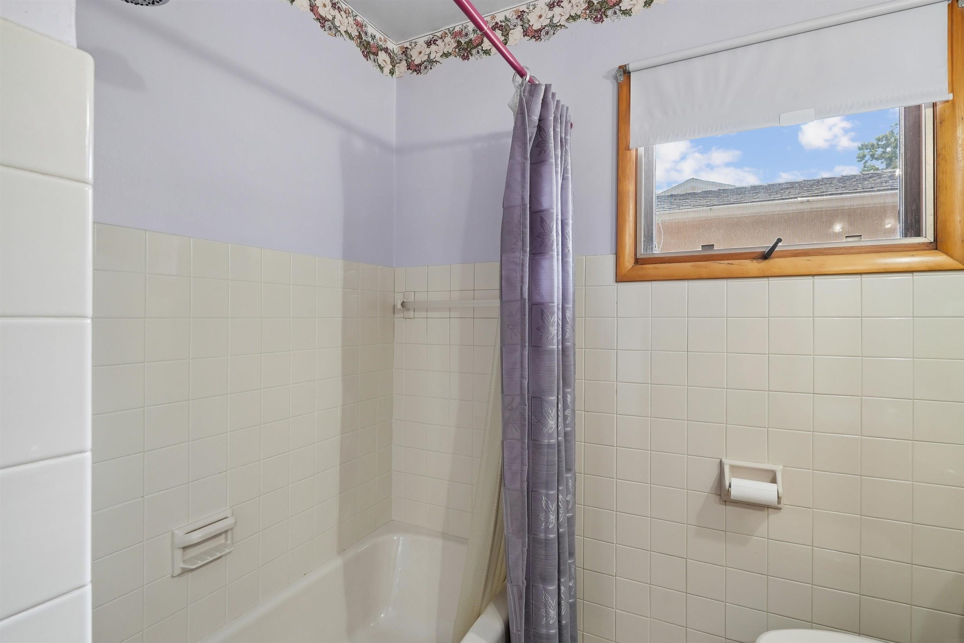 2571 Kate Street Waterloo, IA 50701 - Photo 18 of 31 Gallery Image 18