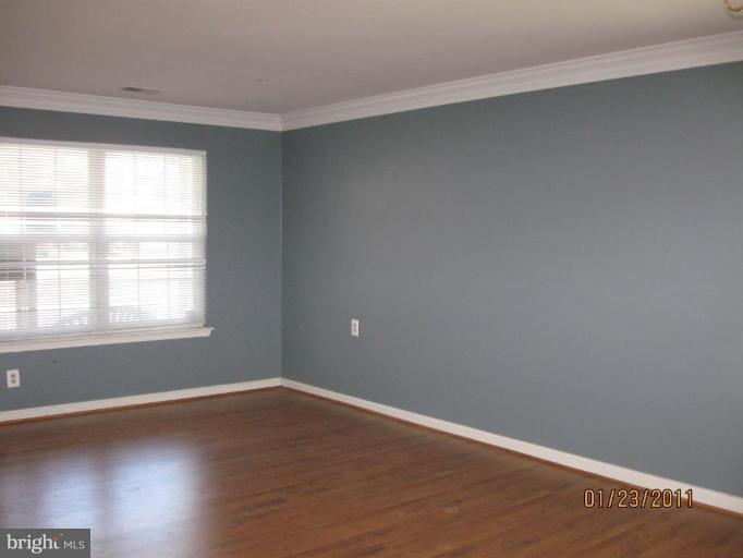 7413 Old Sandy Spring Road Laurel, MD 20707 - Photo 2 of 10 Living Room