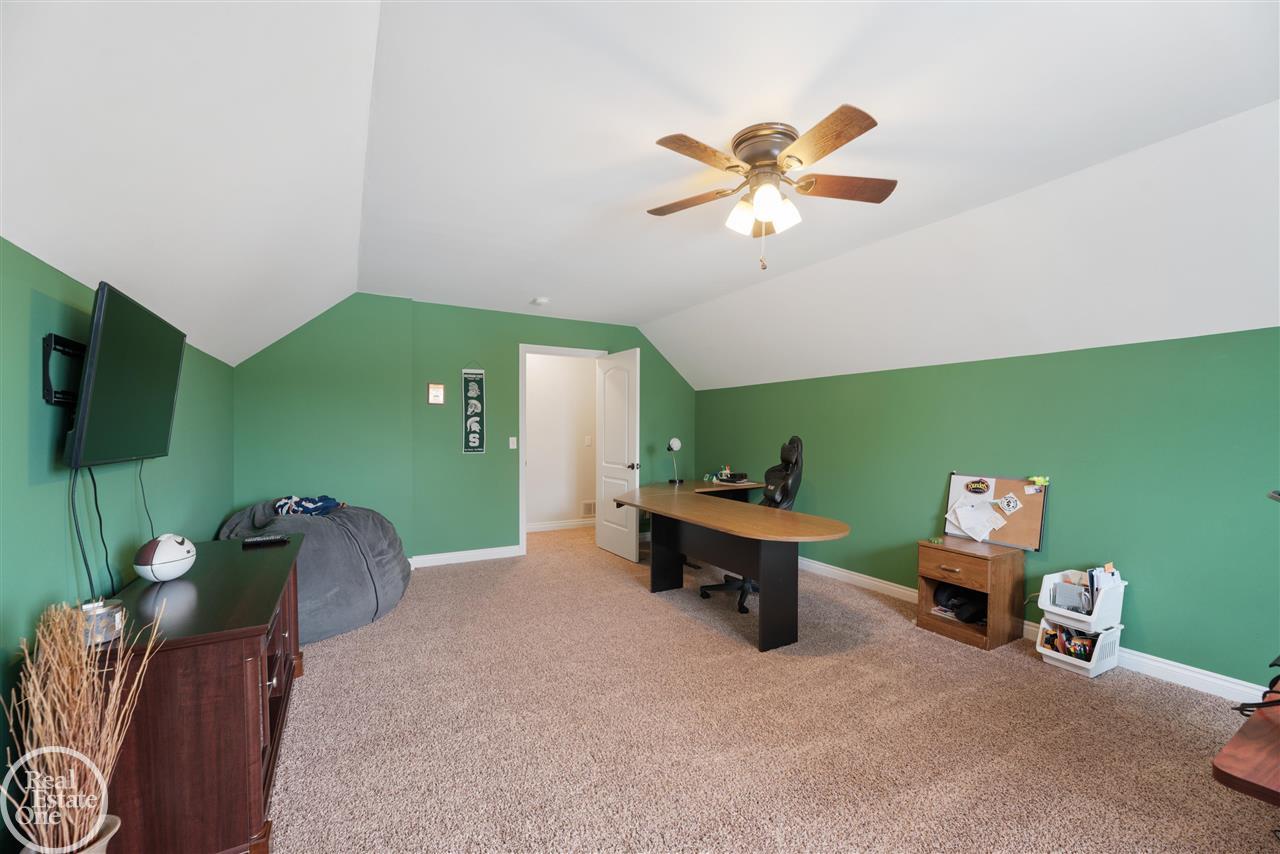 74252 Gould Road Romeo, MI 48065 - Photo 28 of 49 50068028-27.JPG