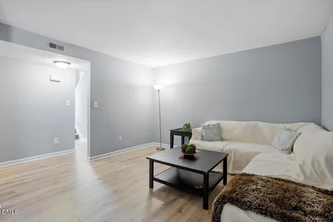 $250,000 | 712 Godwin Court, Raleigh, NC 27606