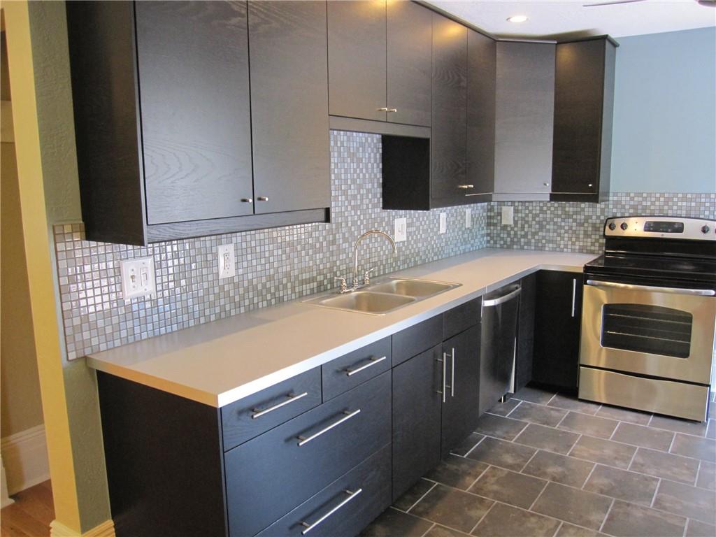 471 Oneida Street Pittsburgh, PA 15211 - Photo 15 of 30