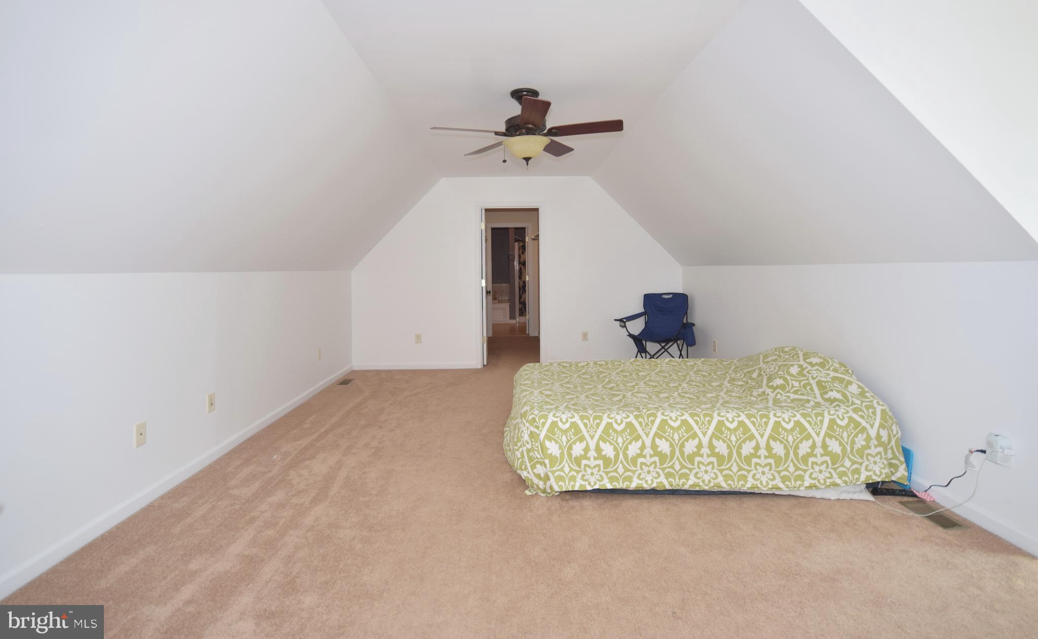 55 Timberline Ridge Road Front Royal, VA 22630 - Photo 20 of 41 Master bedroom