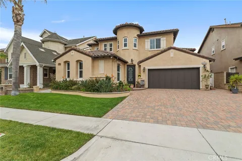 $1,900,000 | 1858 West Meadowbrook Drive, Santa Ana, CA 92704
