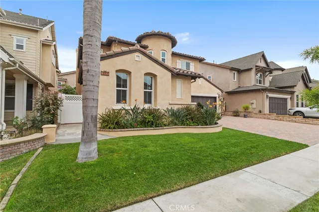 $1,900,000 | 1858 West Meadowbrook Drive, Santa Ana, CA 92704