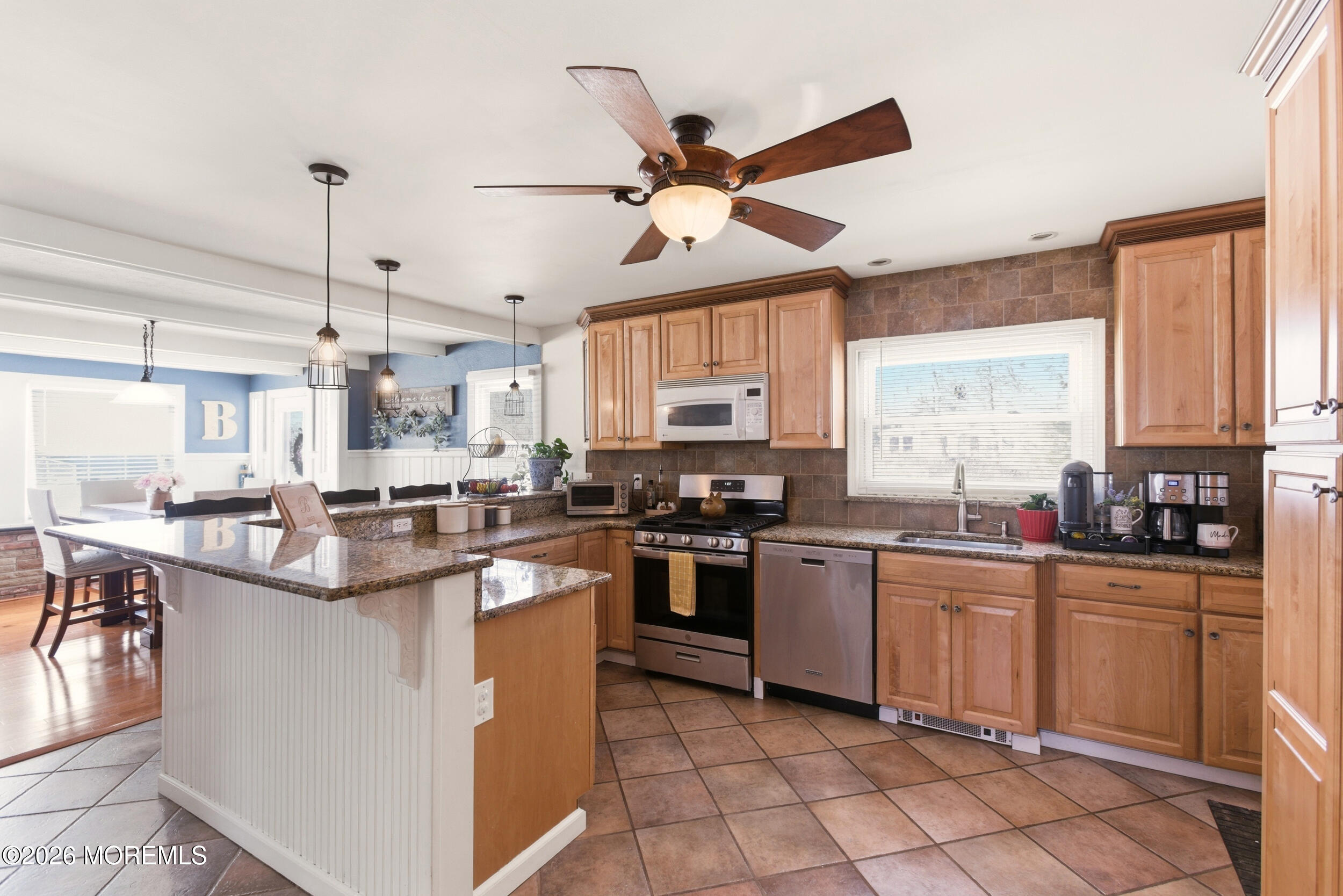 19 Bertan Avenue Howell, NJ 07731 - Photo 8 of 26 HL7A3651