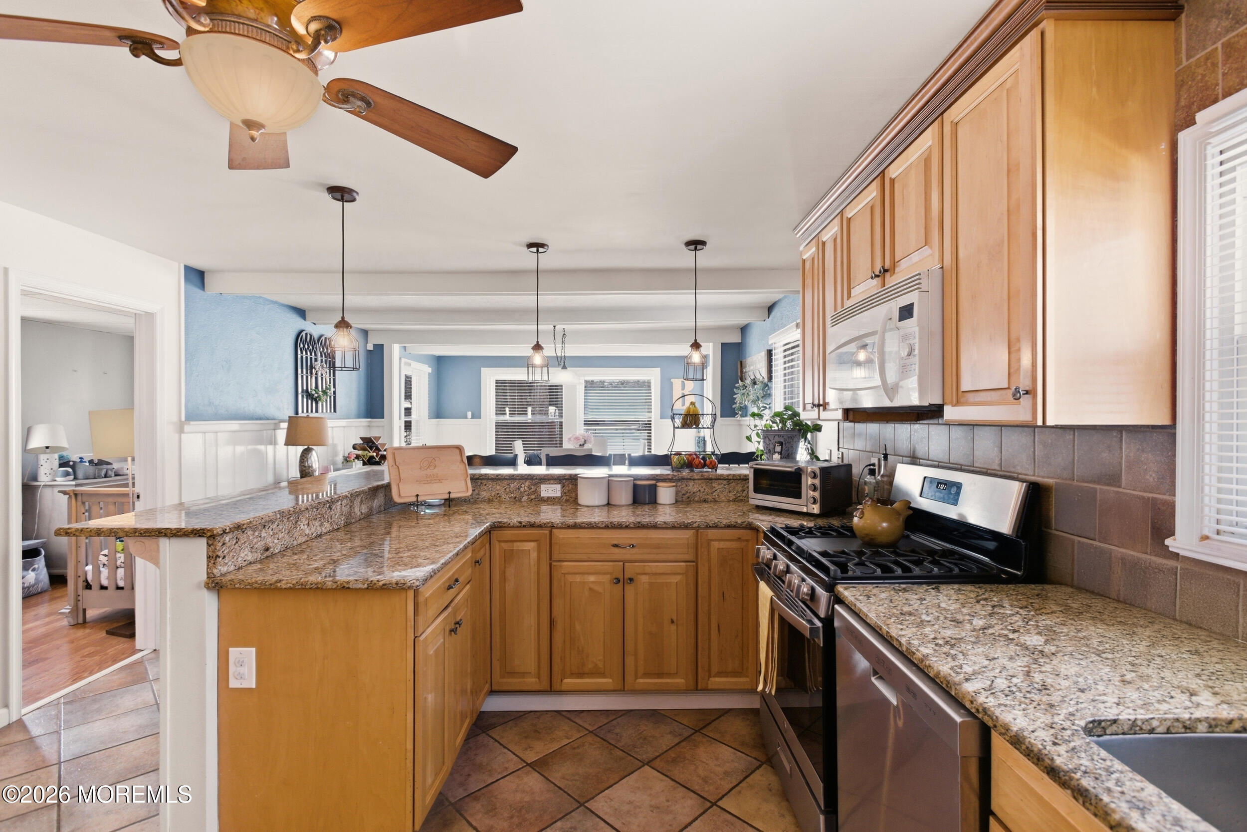 19 Bertan Avenue Howell, NJ 07731 - Photo 10 of 26 HL7A3648