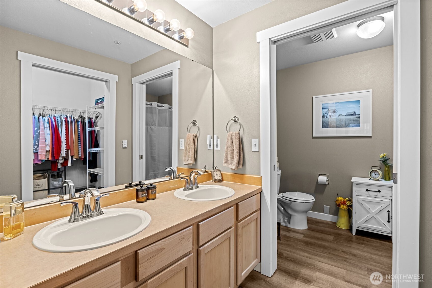 15325 Southeast 155th Place, Unit D6 Renton, WA 98058 - Photo 20 of 32