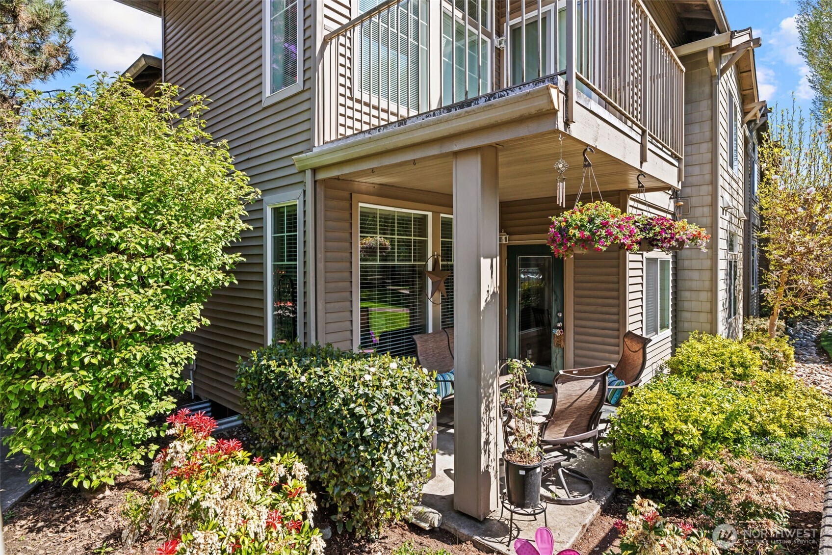 15325 Southeast 155th Place, Unit D6 Renton, WA 98058 - Photo 23 of 32