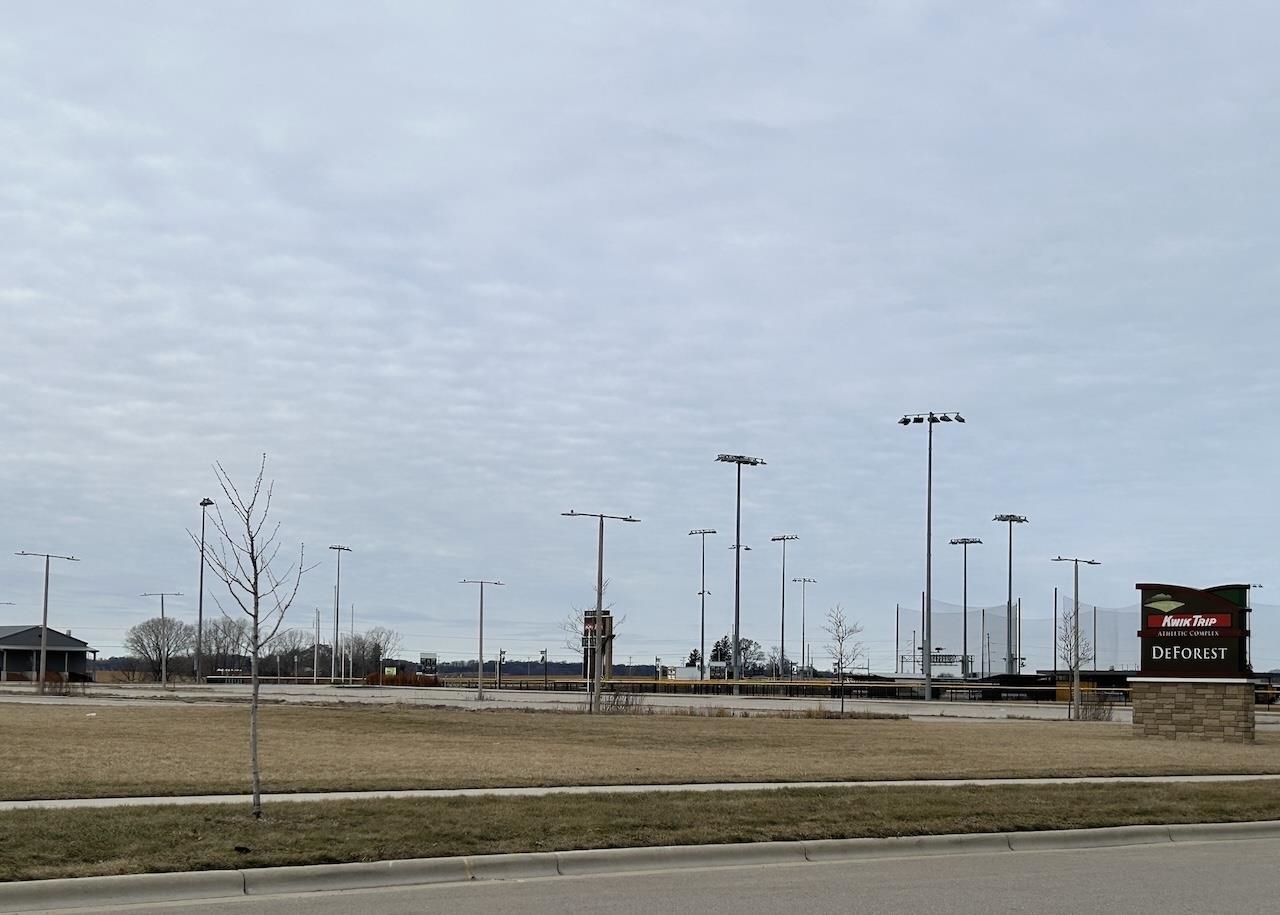 7694 Stonecrop Way DeForest, WI 53532 - Photo 9 of 10