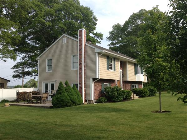 100 Bradbury Street Fall River, MA 02721 - Photo 2 of 23