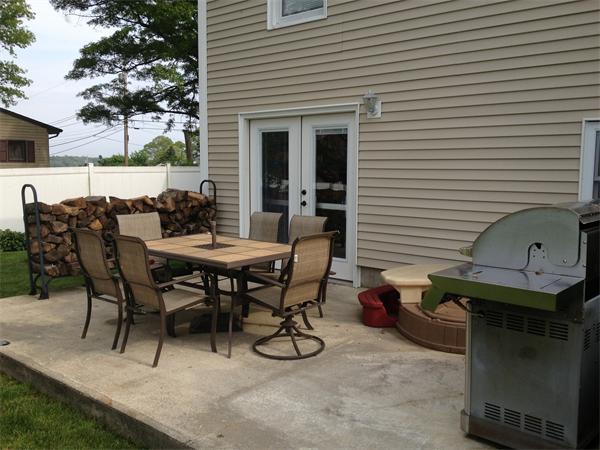 100 Bradbury Street Fall River, MA 02721 - Photo 3 of 23