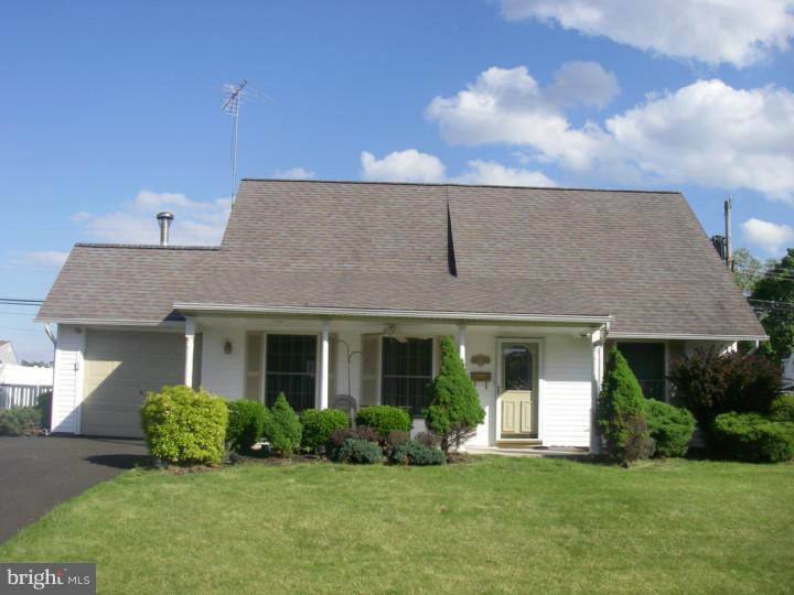 42 Quiet Road Levittown, PA 19057 - Photo 1 of 12 Exterior Front
