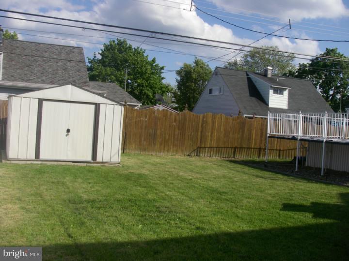42 Quiet Road Levittown, PA 19057 - Photo 11 of 12 Storage Shed