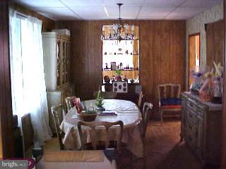 122 East Avon Road Brookhaven, PA 19015 - Photo 4 of 6 Gallery Image 4