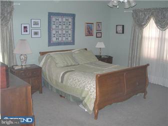 Bedroom - Main