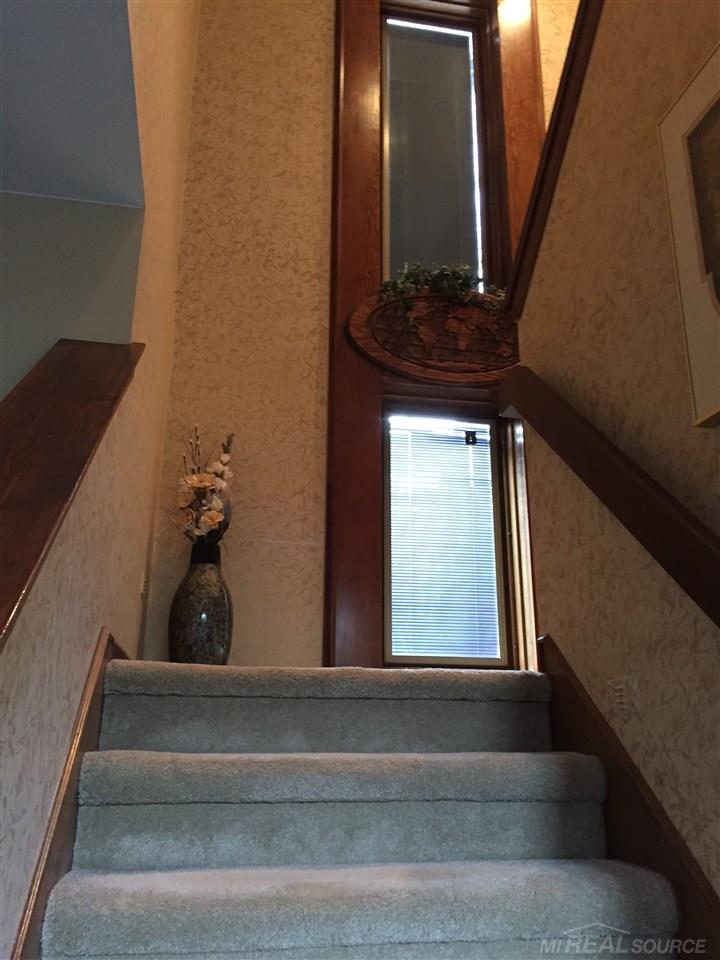 2070 Reagan Drive Rochester Hills, MI 48309 - Photo 16 of 28