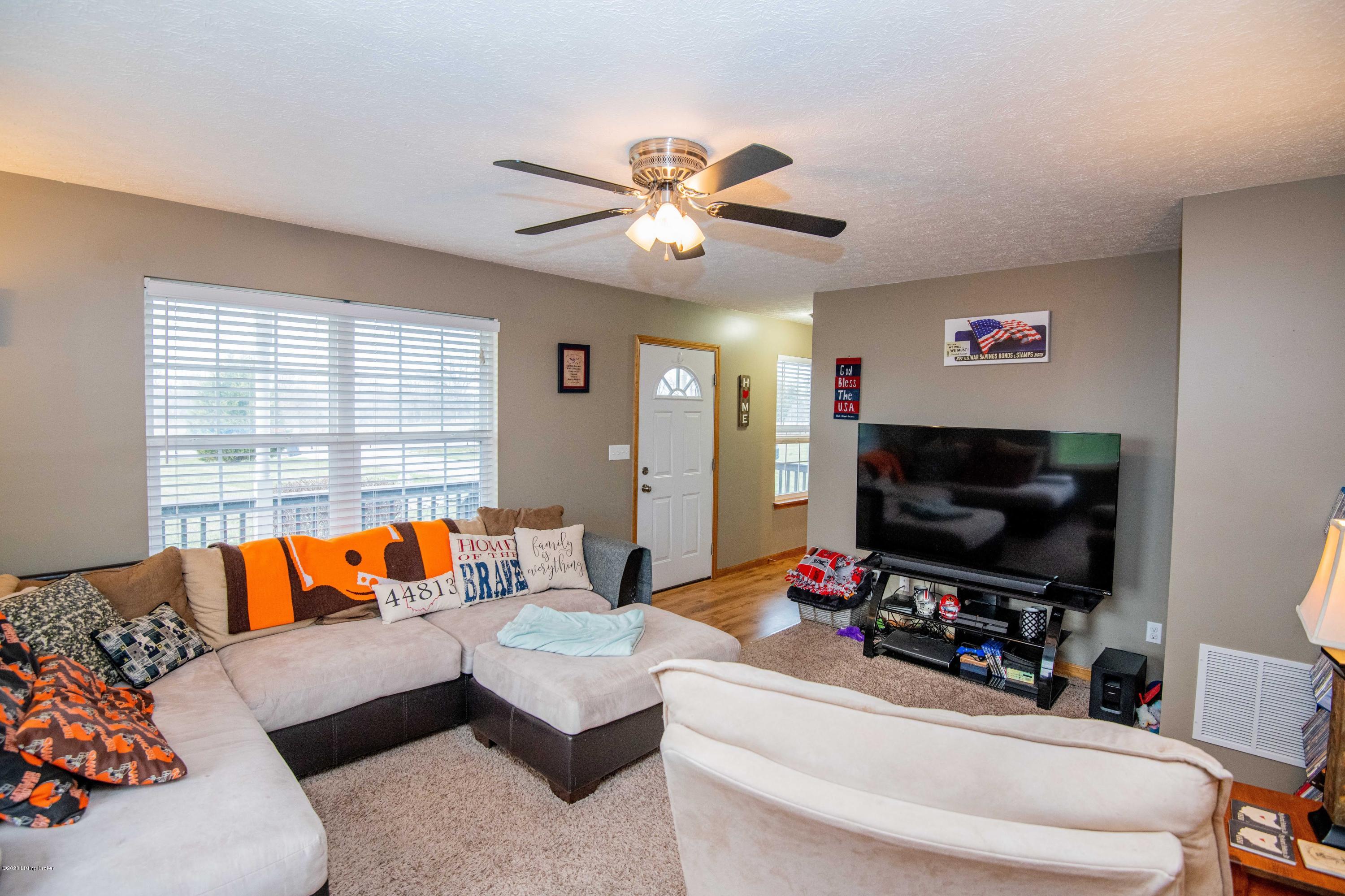 631 Lee Road Vine Grove, KY 40175 - Photo 13 of 46 631 Lee Road-15