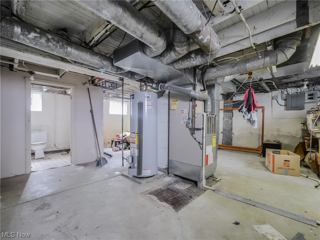 7913 Spring Garden Road Cleveland, OH 44129 - Photo 24 of 30