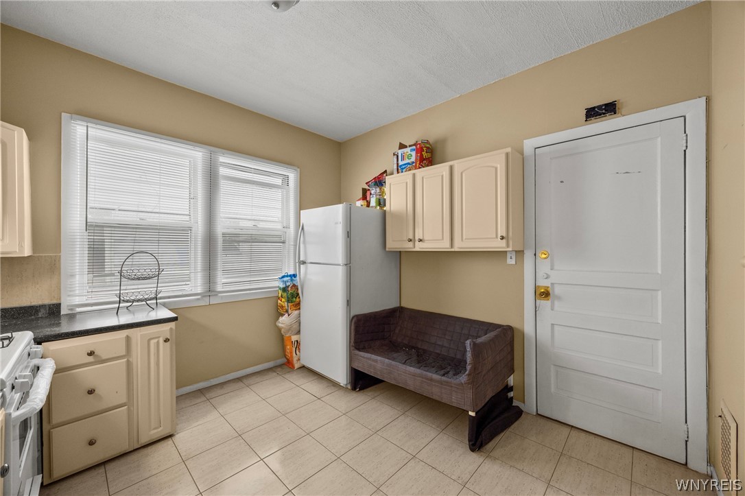 2280 Main Street Buffalo, NY 14214 - Photo 6 of 37