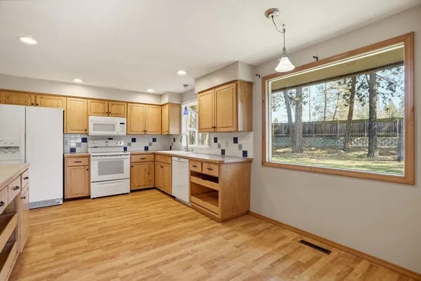 $450,000 | 1223 West Bellwood Drive, Spokane, WA 99218