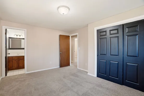 $450,000 | 1223 West Bellwood Drive, Spokane, WA 99218