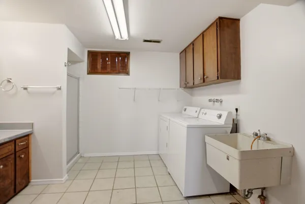 $450,000 | 1223 West Bellwood Drive, Spokane, WA 99218