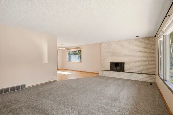 $450,000 | 1223 West Bellwood Drive, Spokane, WA 99218