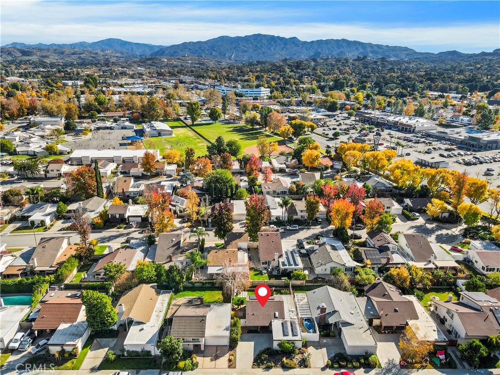 25236 Vía Sistine Valencia, CA 91355 - Photo 30 of 40