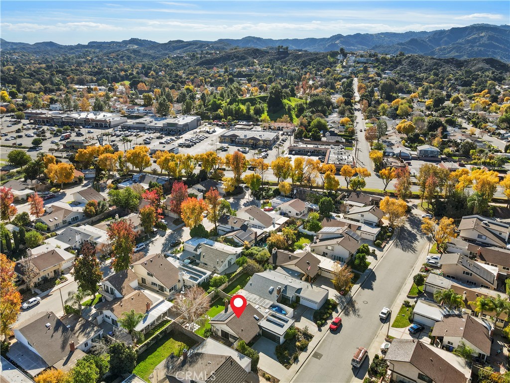 25236 Vía Sistine Valencia, CA 91355 - Photo 36 of 40